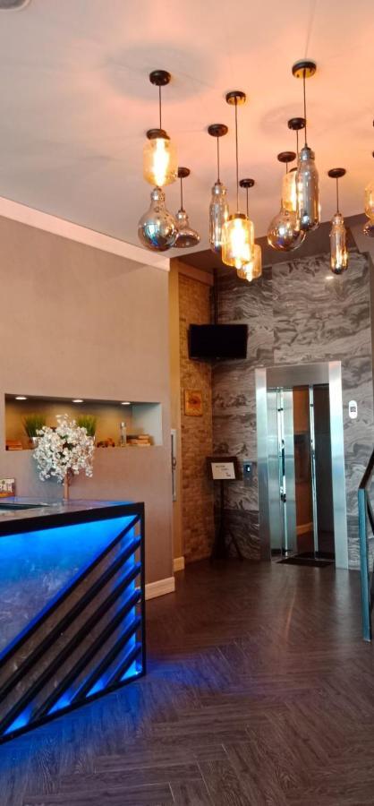 Voss Condominium Quezon City Eksteriør billede